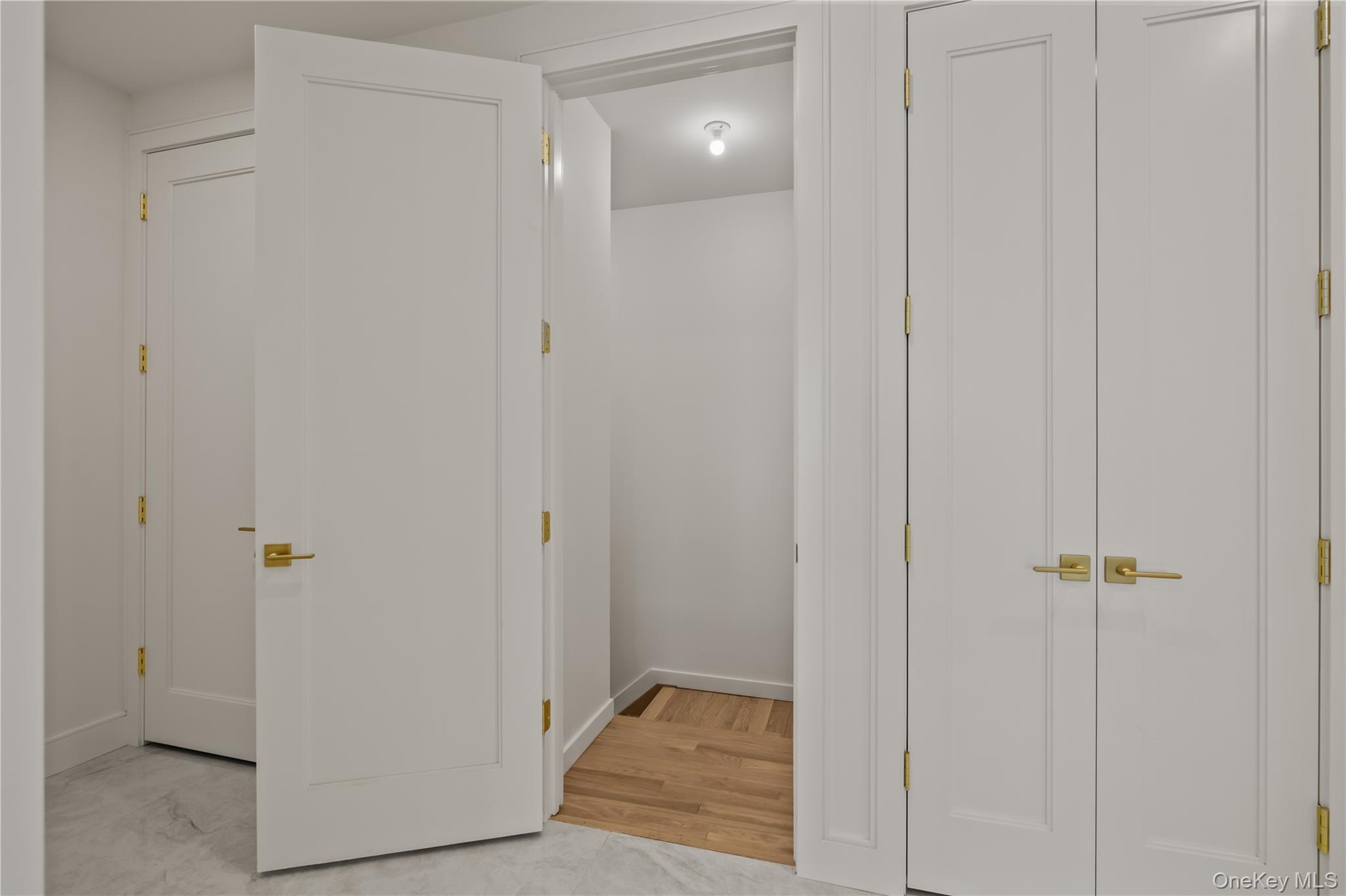 41 Saddle River Road Unit: 201