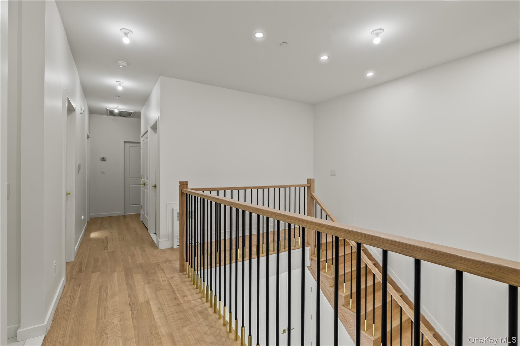 41 Saddle River Road Unit: 201