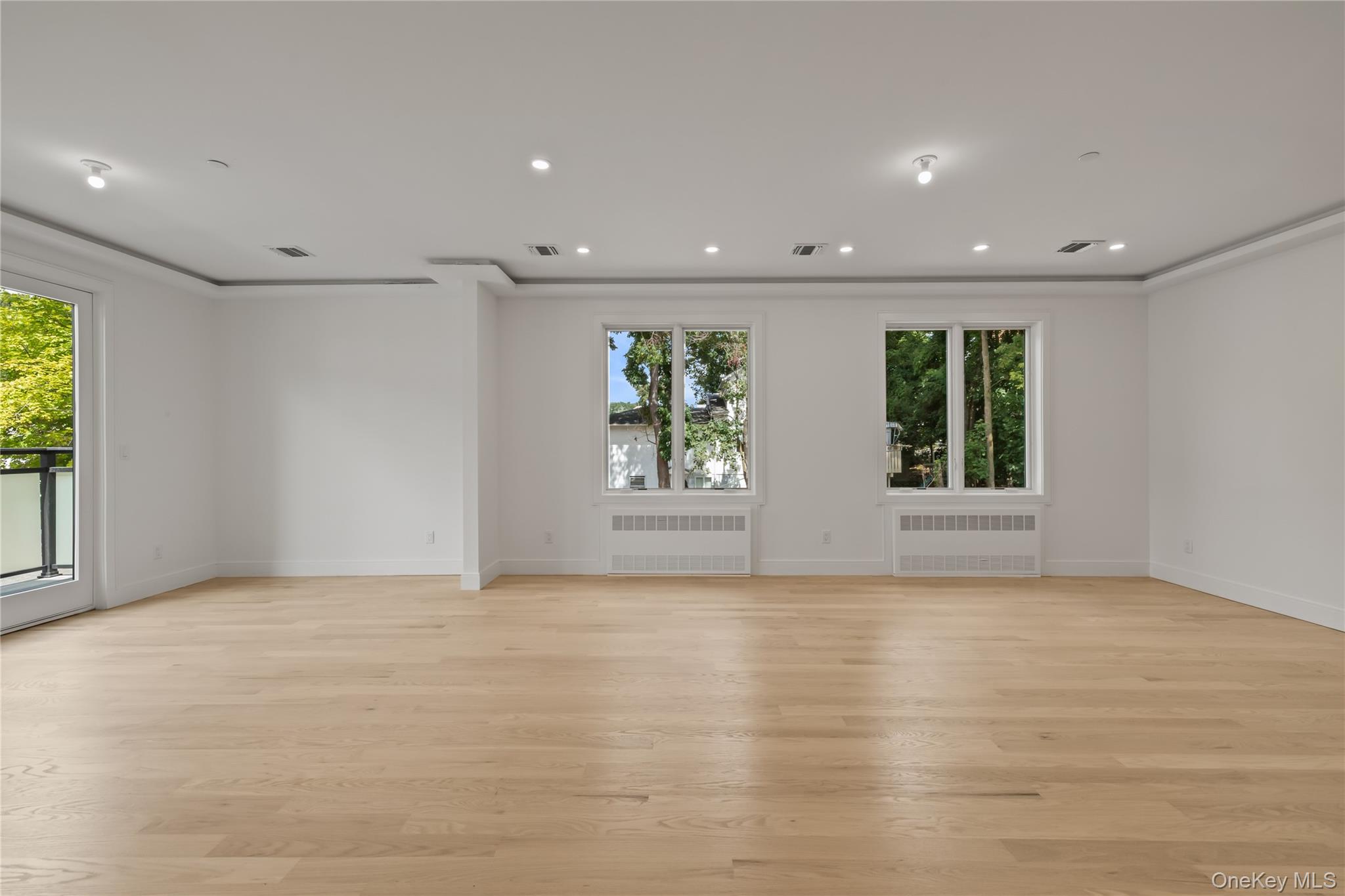 41 Saddle River Road Unit: 201
