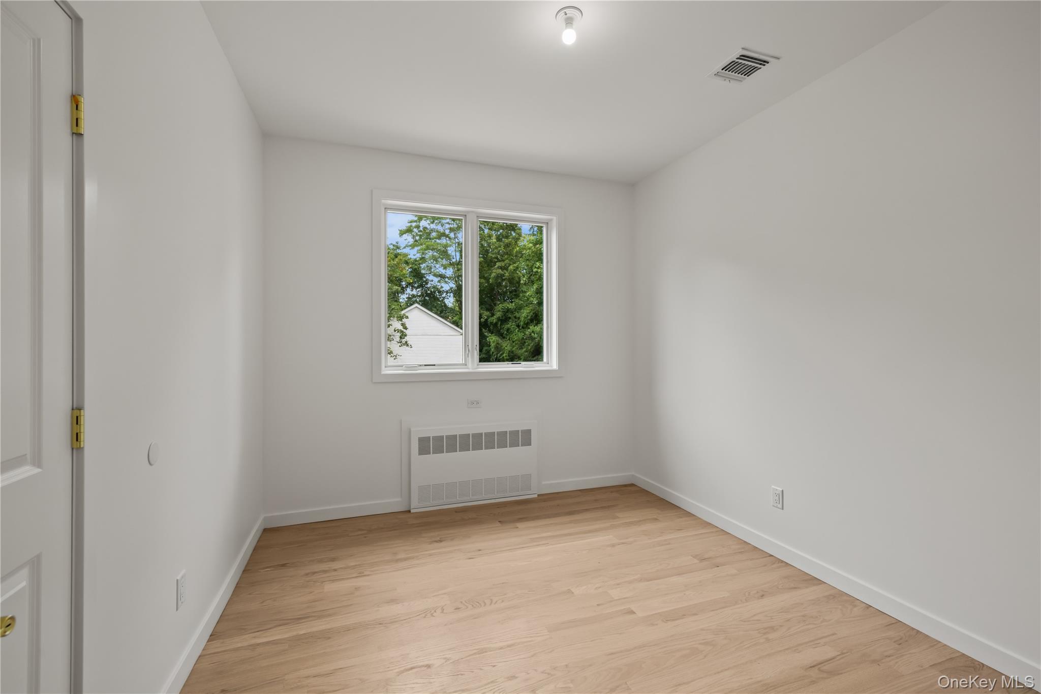 41 Saddle River Road Unit: 201