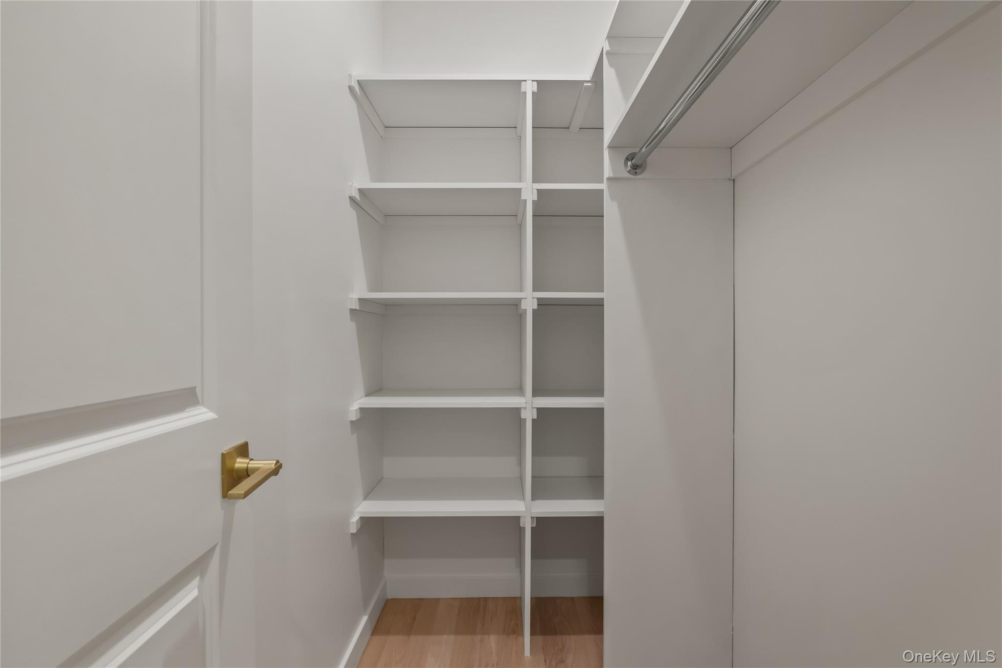 41 Saddle River Road Unit: 111