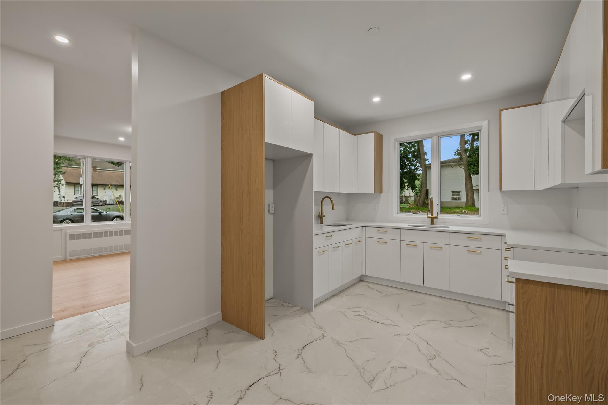 41 Saddle River Road Unit: 111