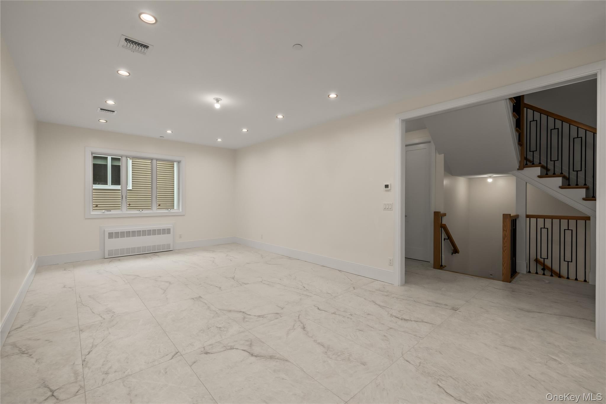 5205 Corner Street