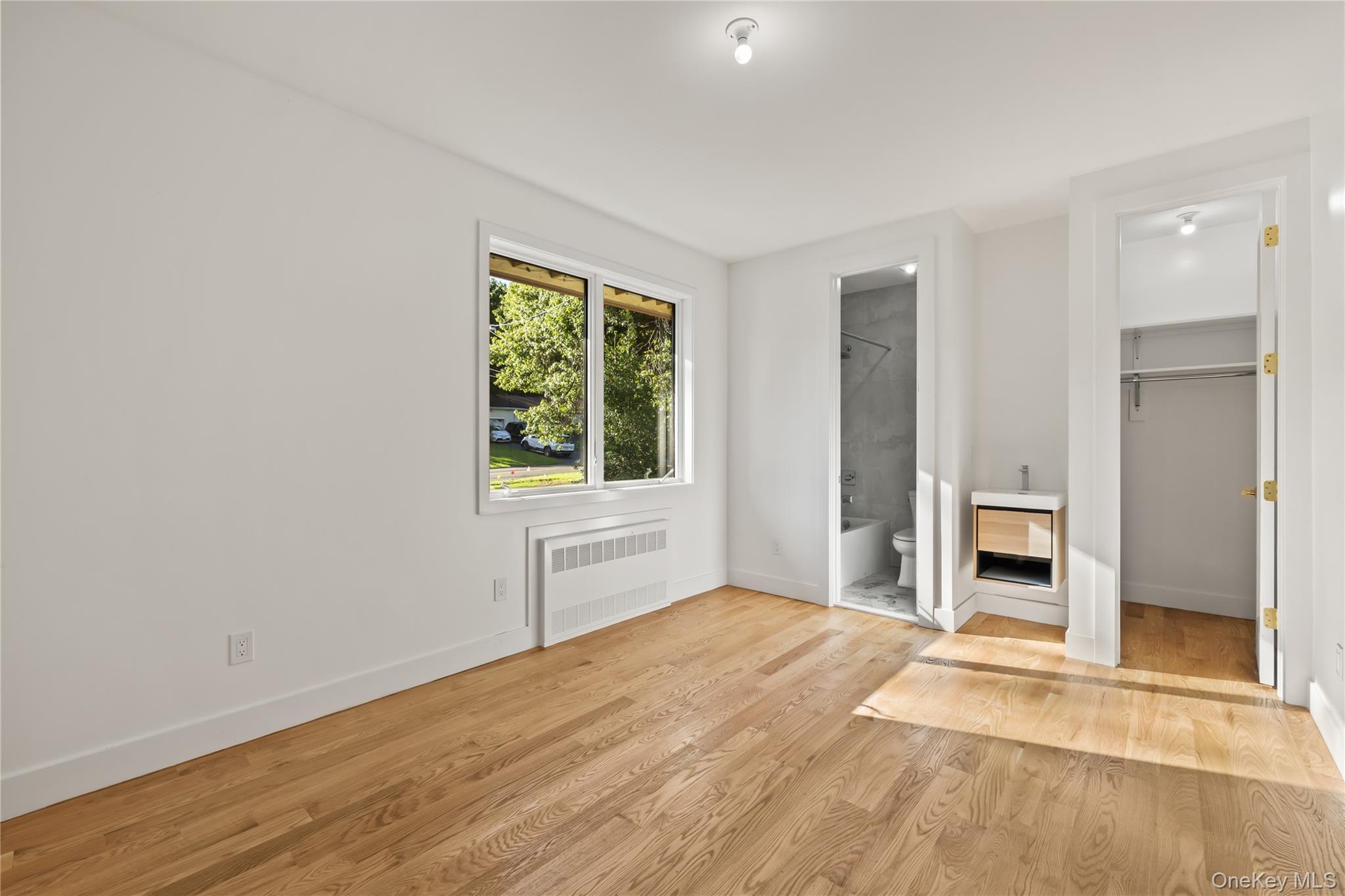30 Northbrook Road Unit: 201