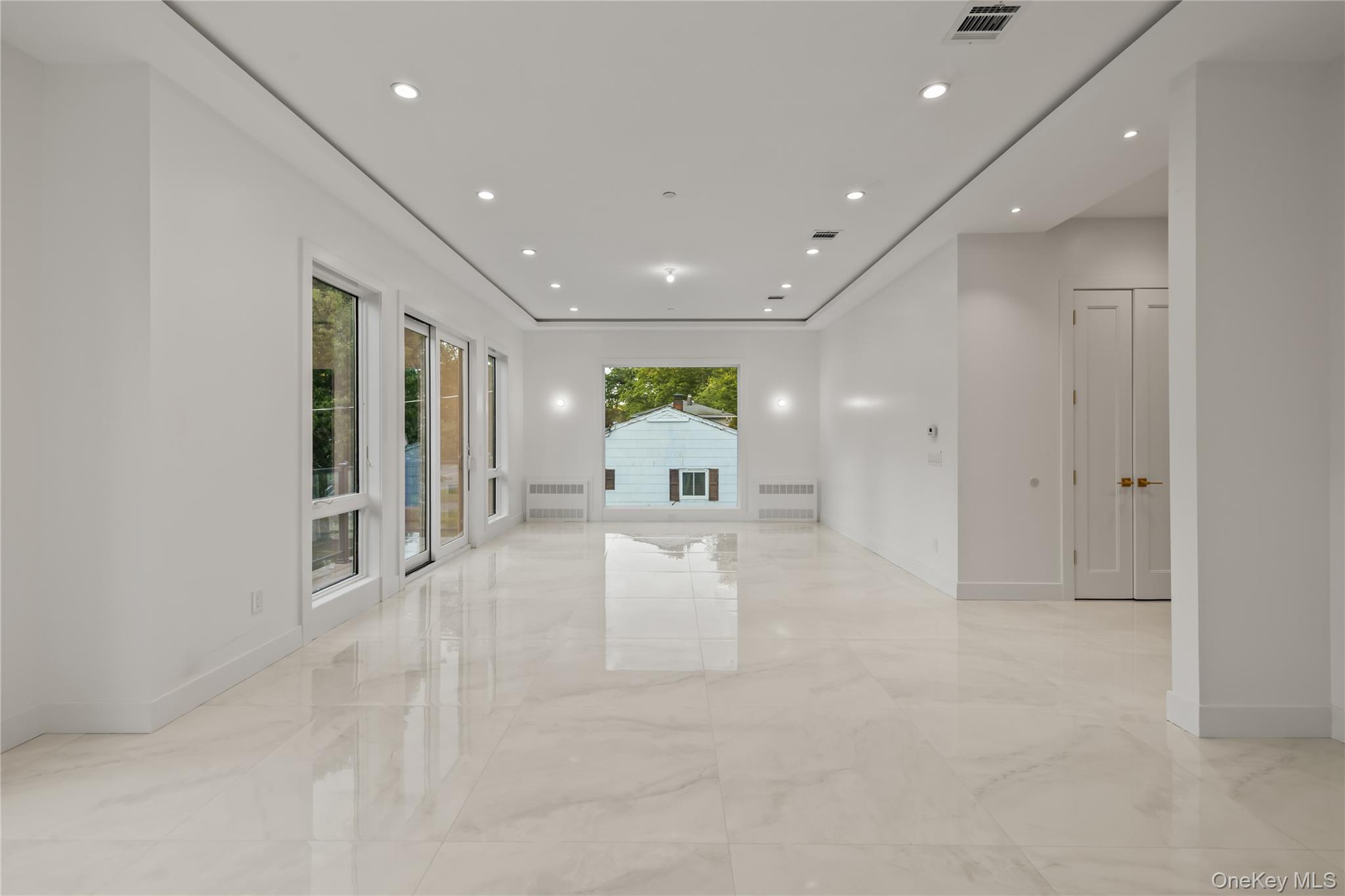 30 Northbrook Road Unit: 201