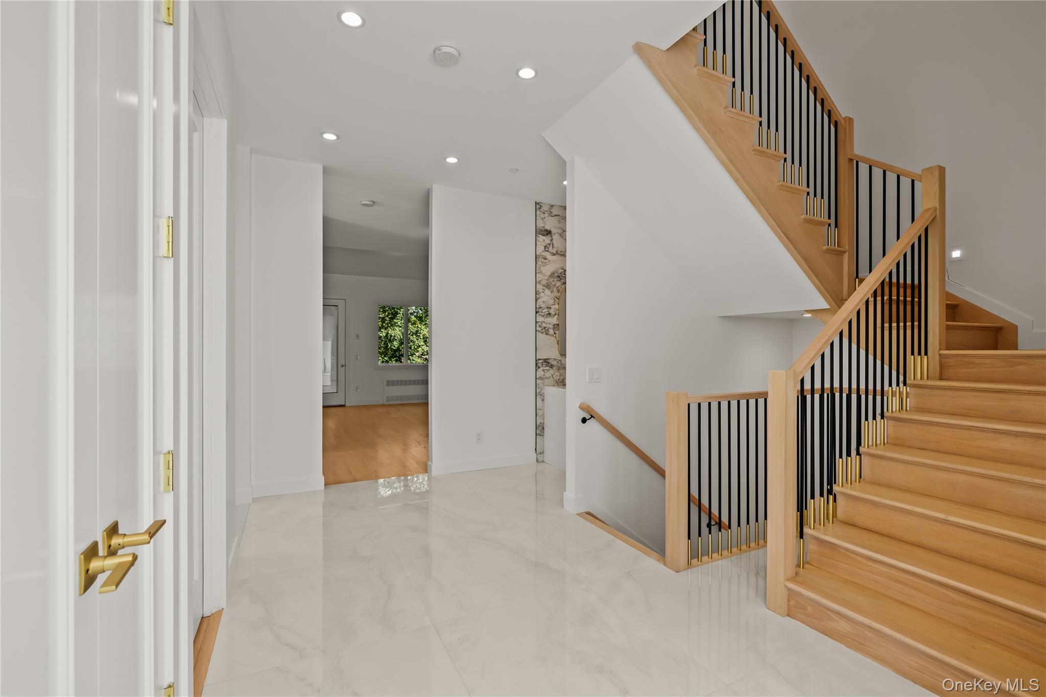 30 Northbrook Road Unit: 201