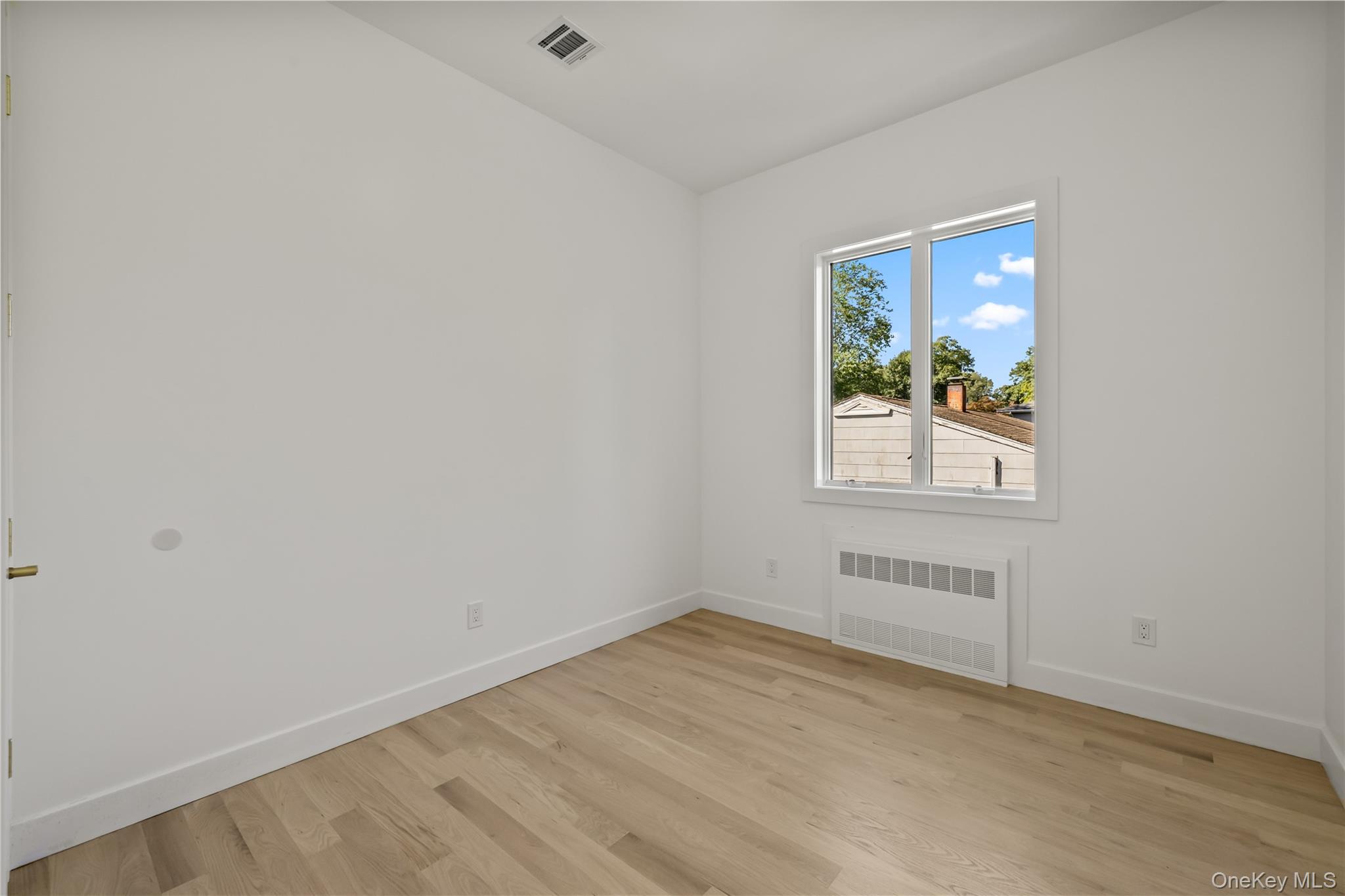 30 Northbrook Road Unit: 201