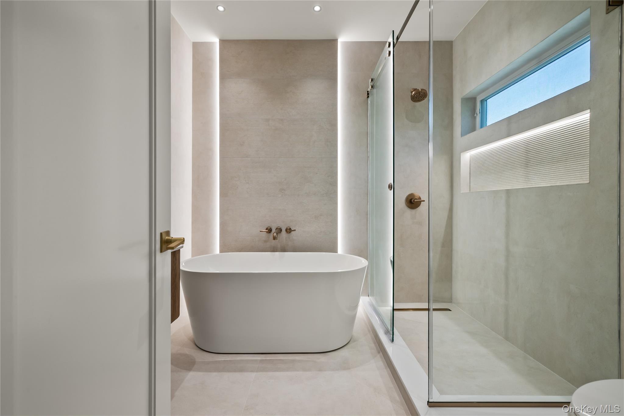 30 Northbrook Road Unit: 201