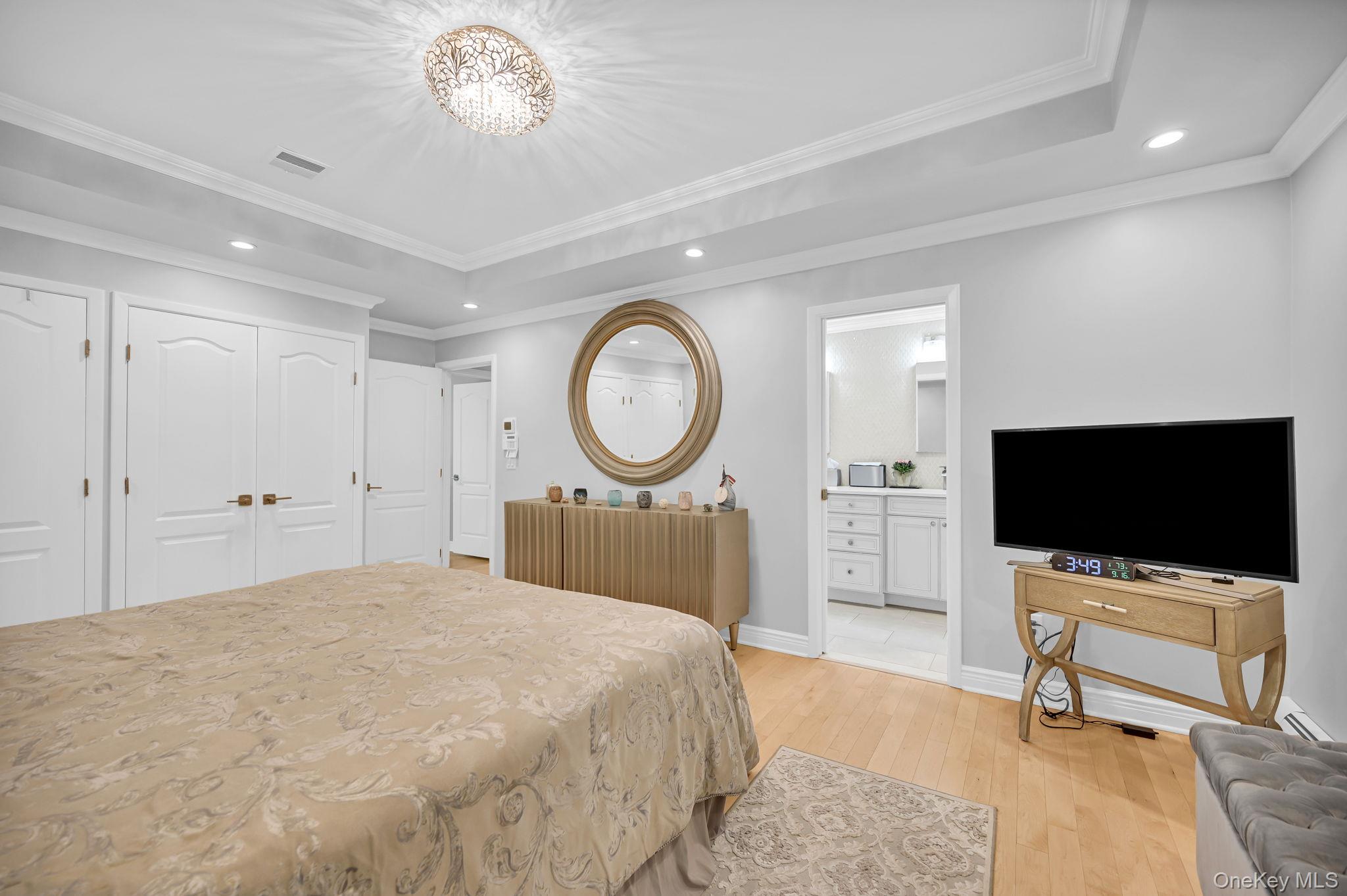15 Ramapo Lane