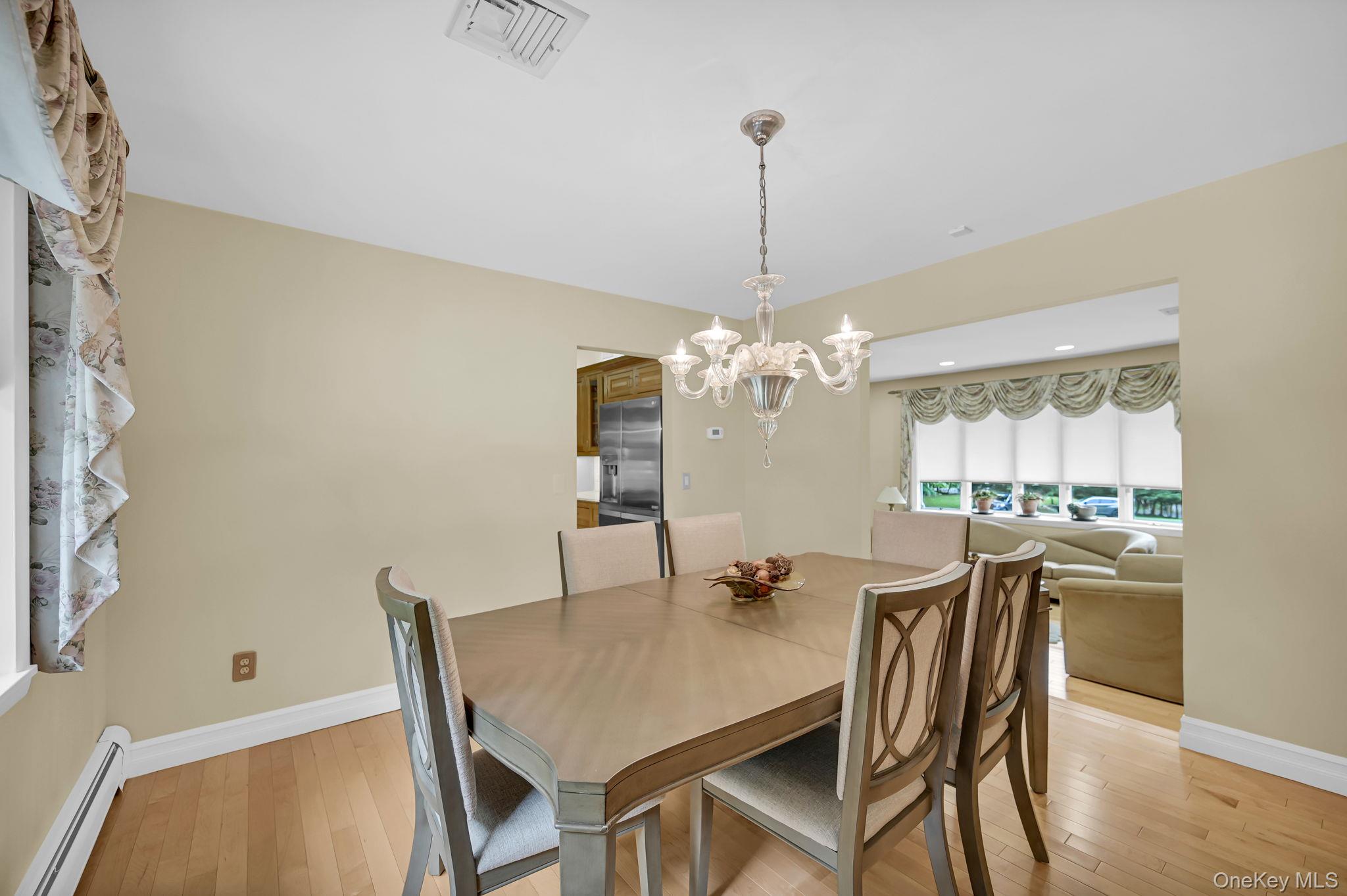 15 Ramapo Lane