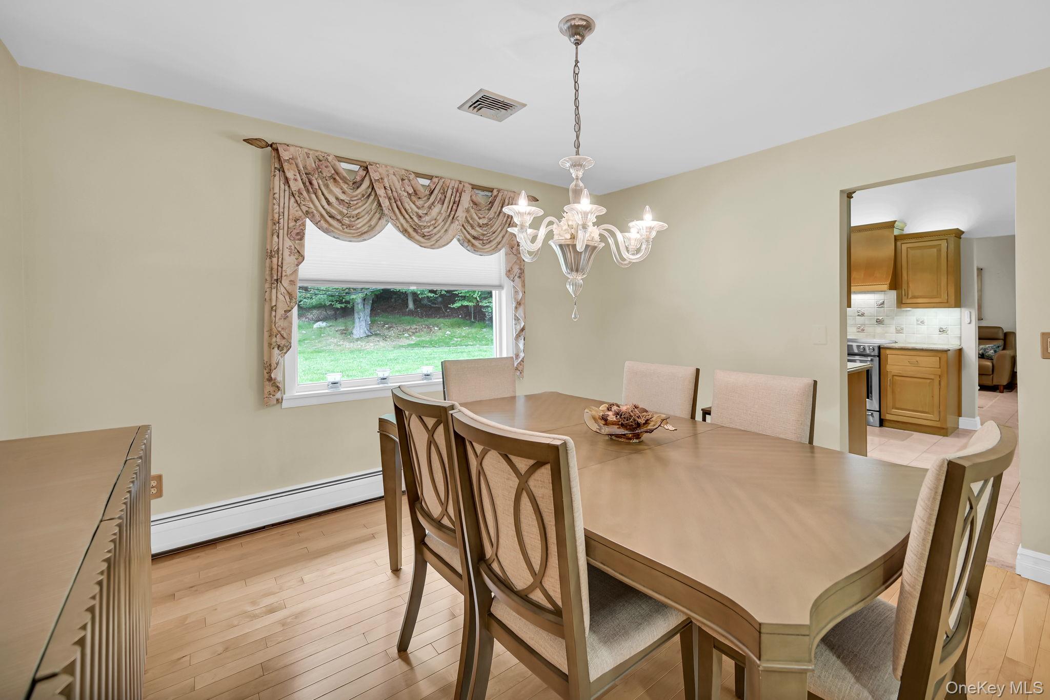 15 Ramapo Lane