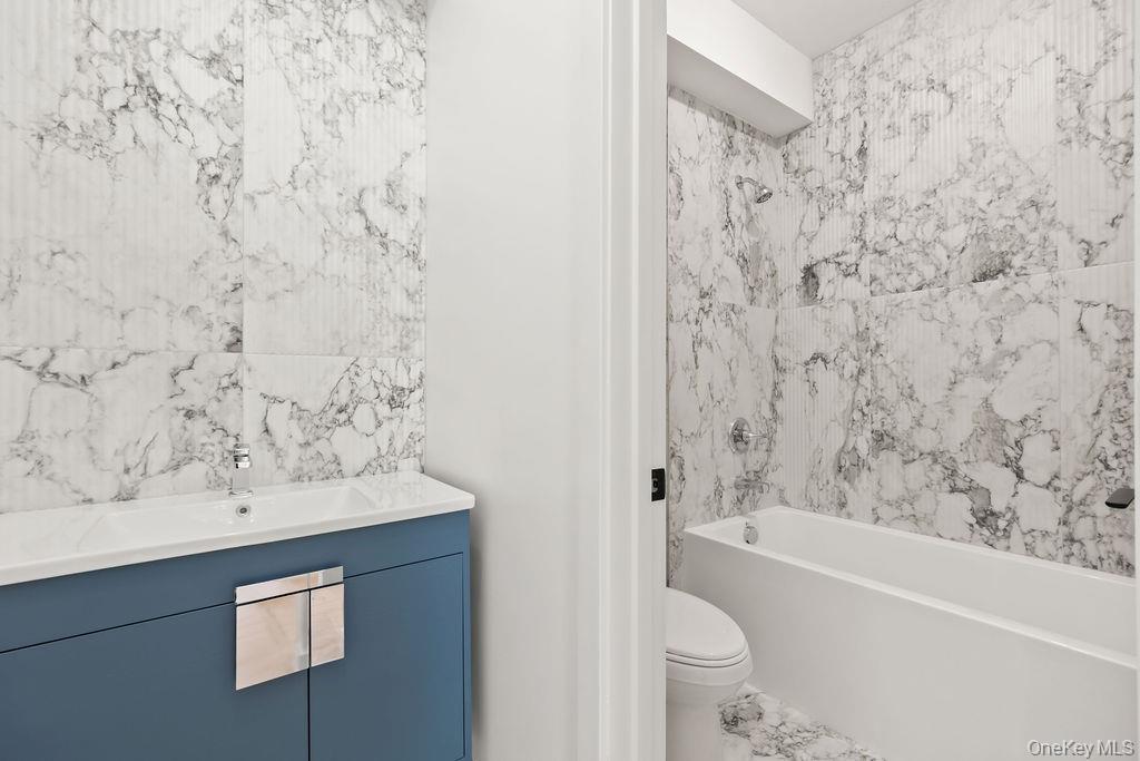 12 Sherman Drive Unit: 202