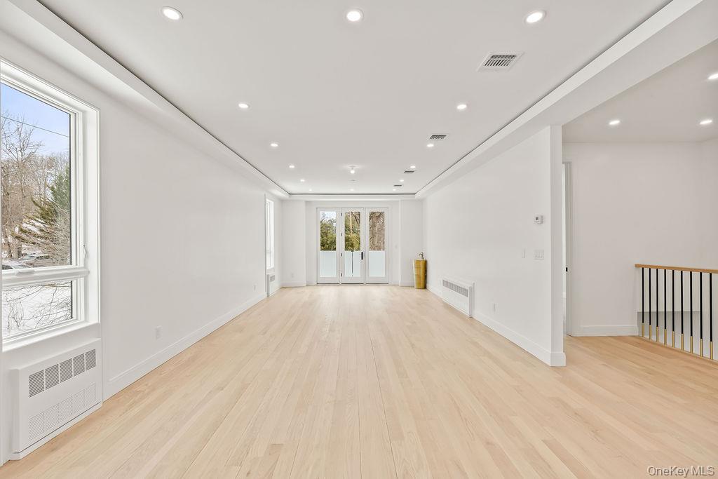 12 Sherman Drive Unit: 202