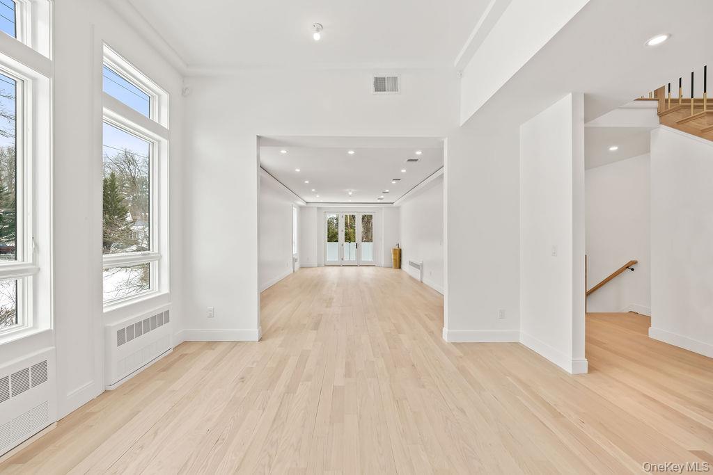 12 Sherman Drive Unit: 202