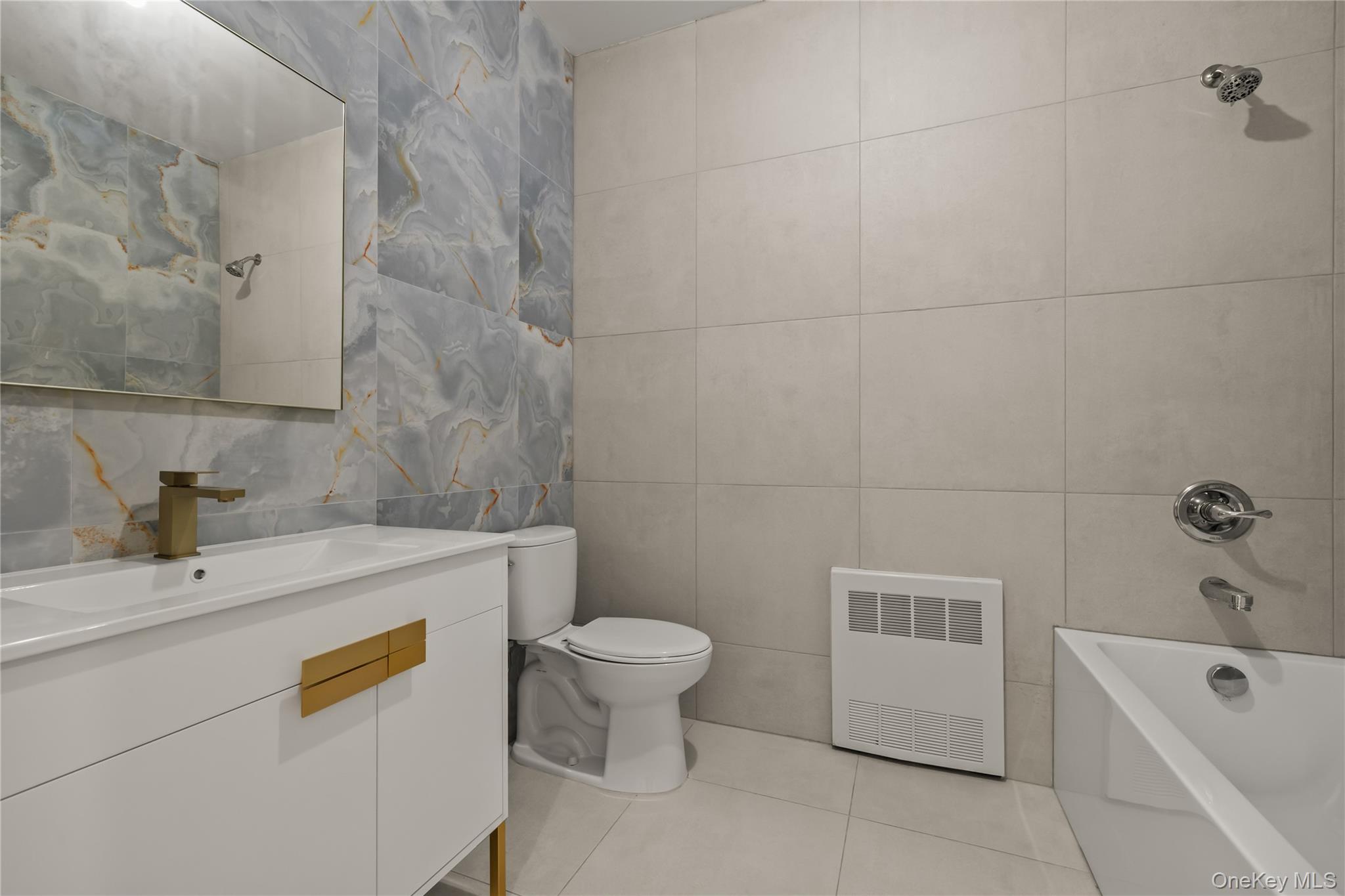 41 Saddle River Road Unit: 115