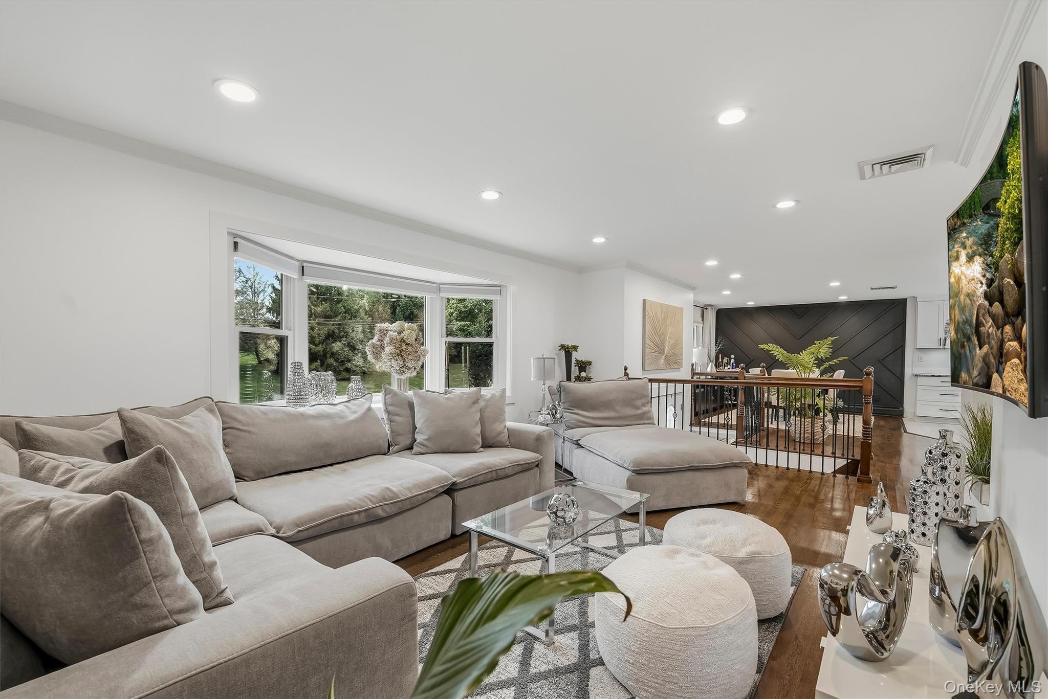 104 S Airmont Road