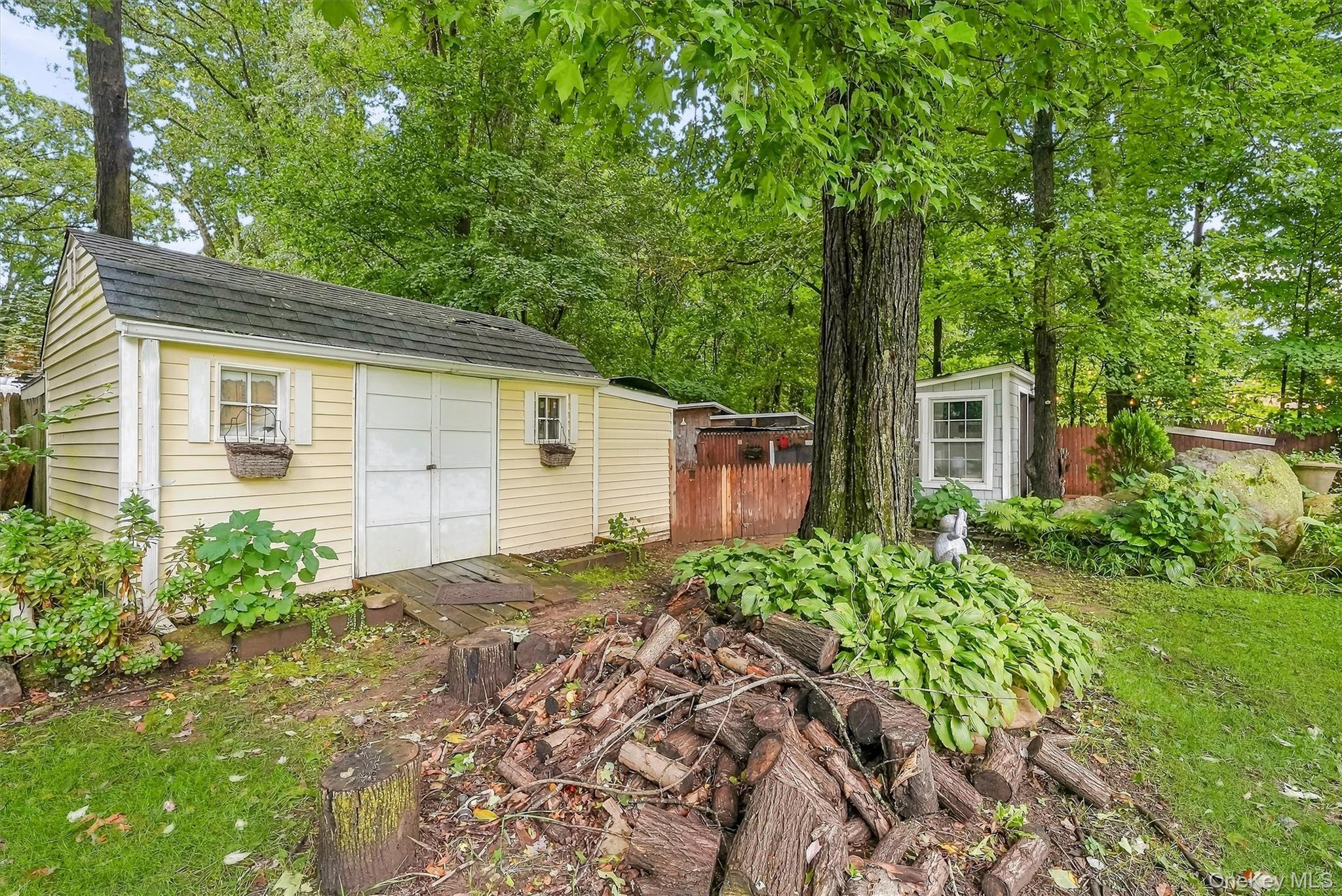 104 S Airmont Road