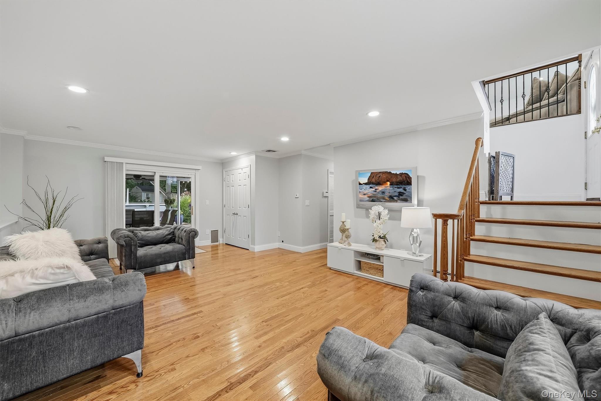 104 S Airmont Road