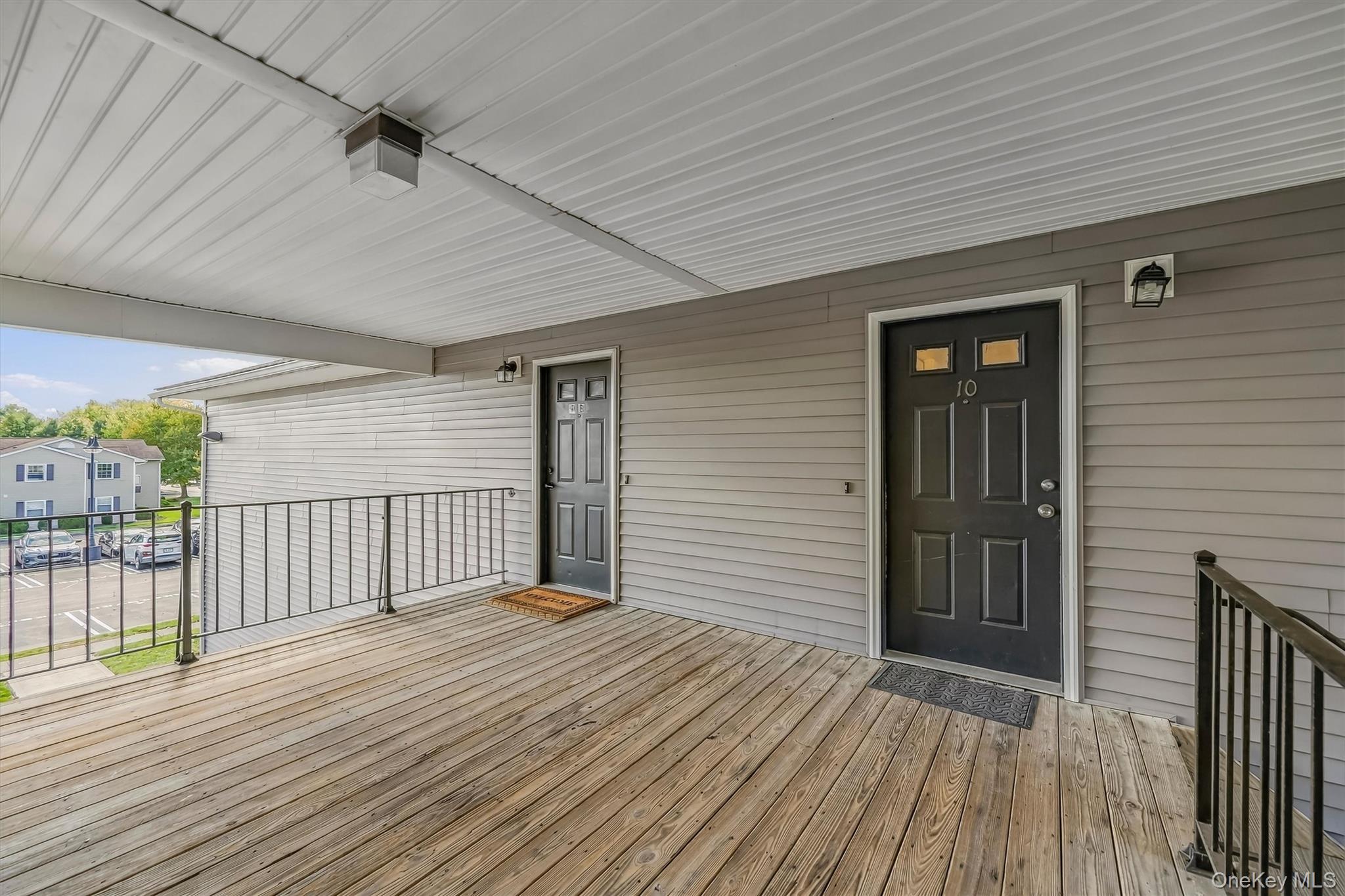 100 Hillside Drive Unit: B10
