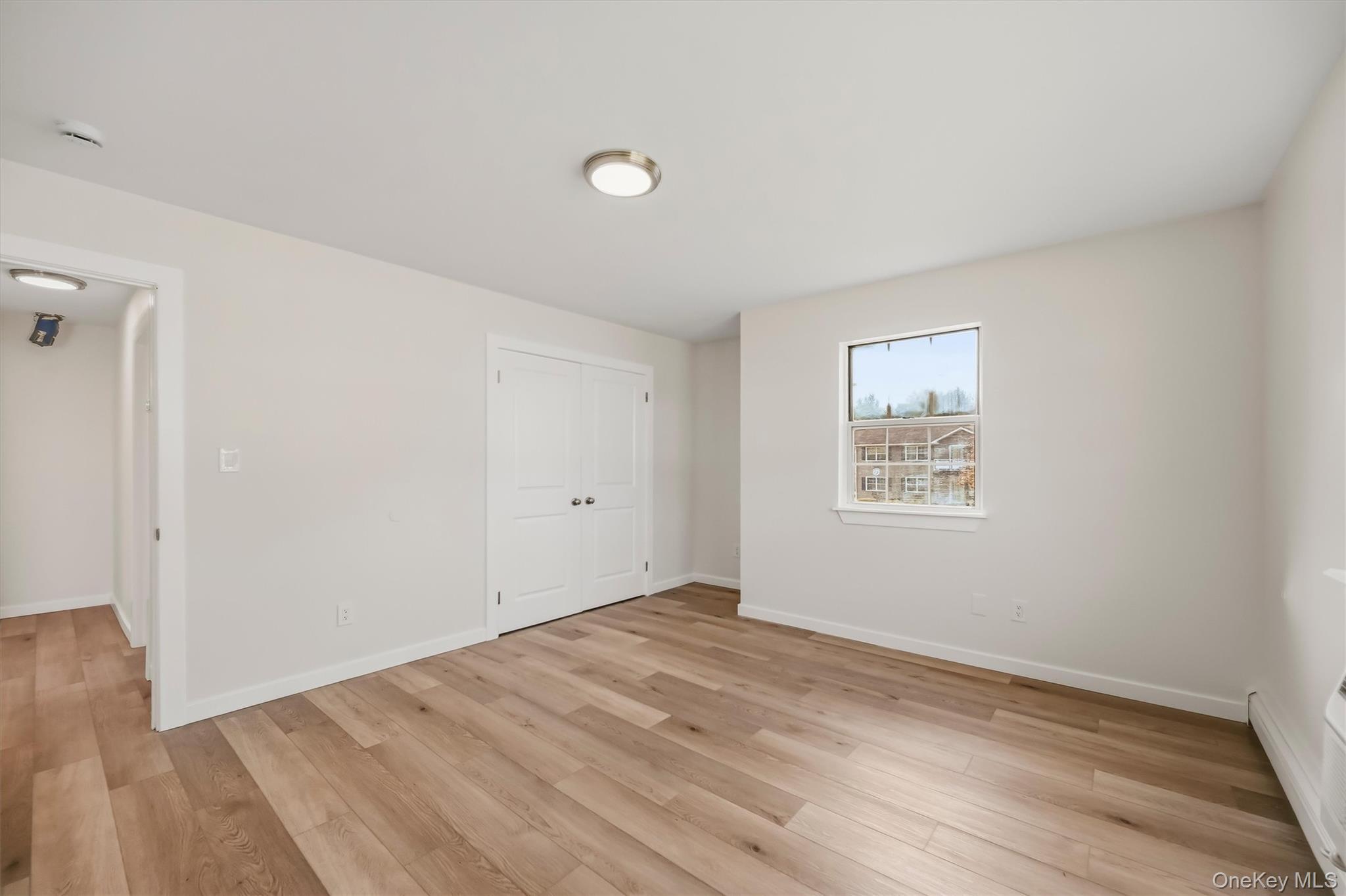 100 Hillside Drive Unit: B10