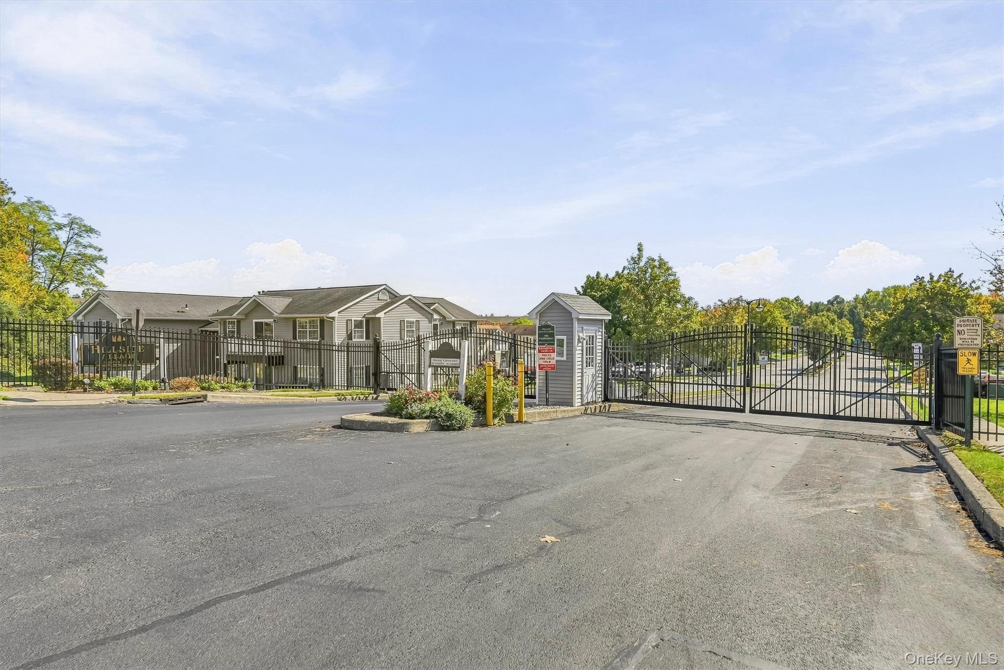 100 Hillside Drive Unit: B10