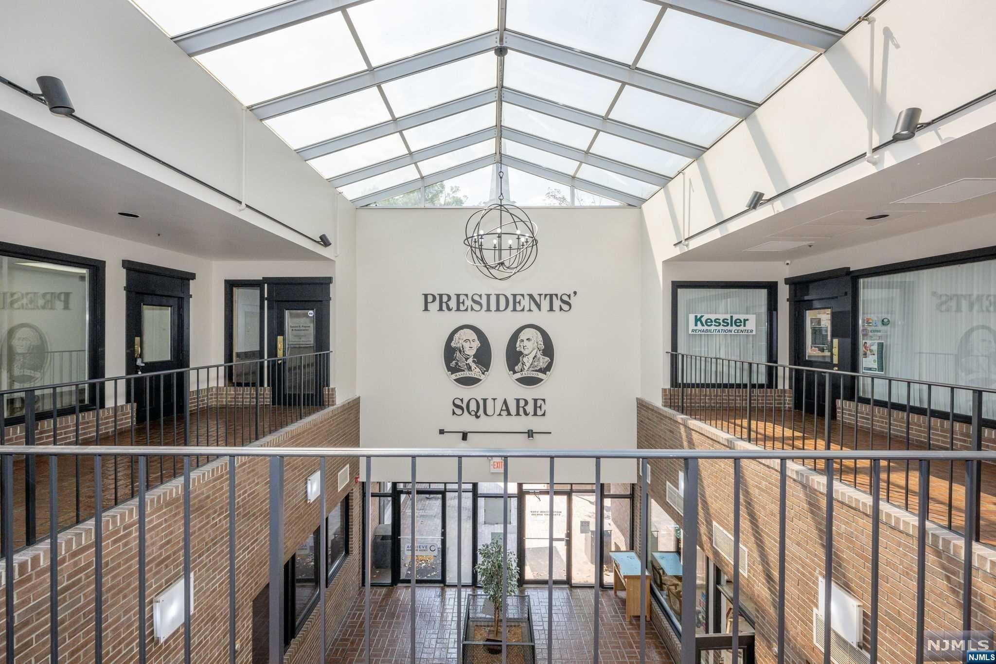 125 Washington Avenue Unit: 4