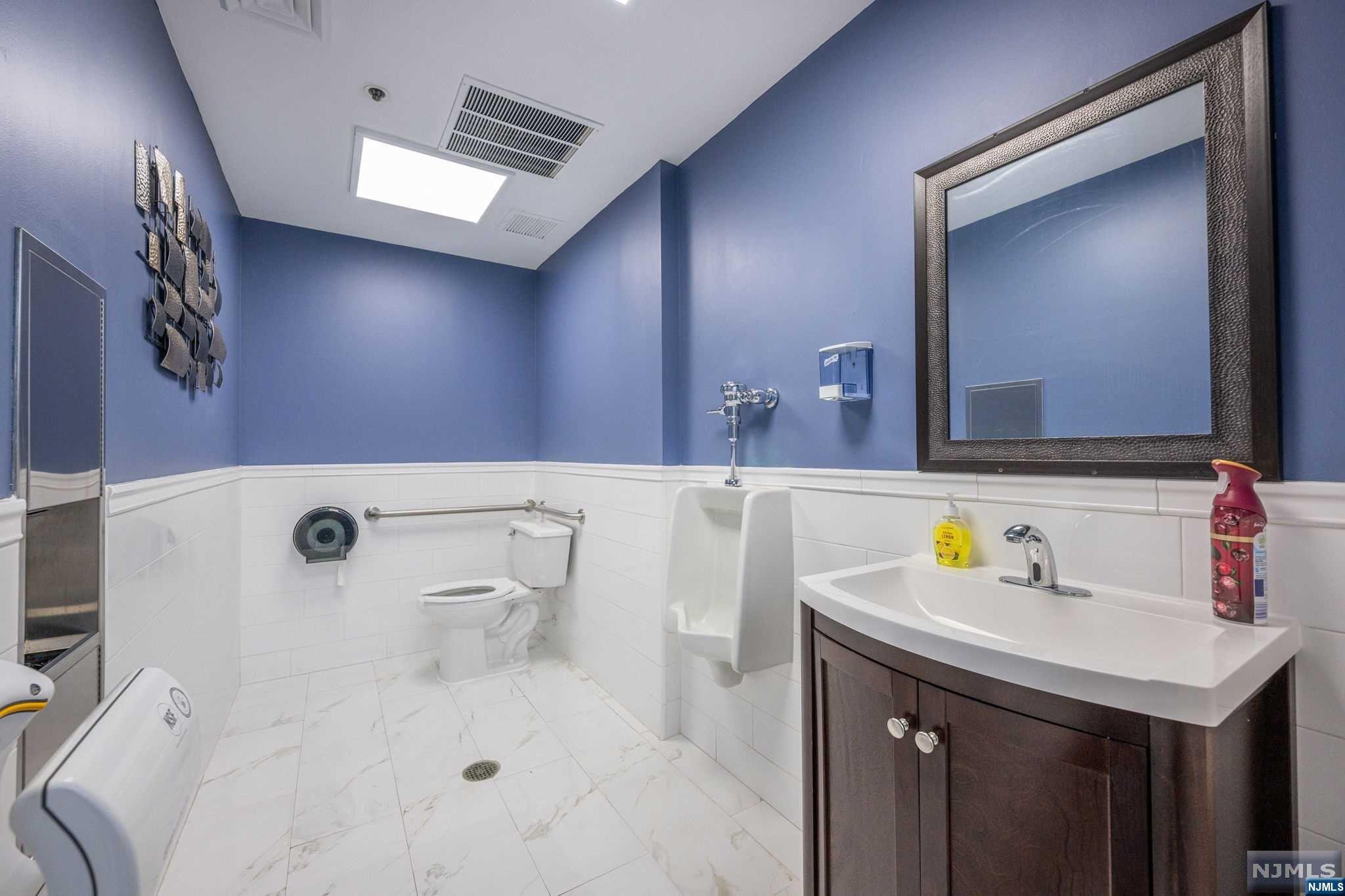 125 Washington Avenue Unit: 4