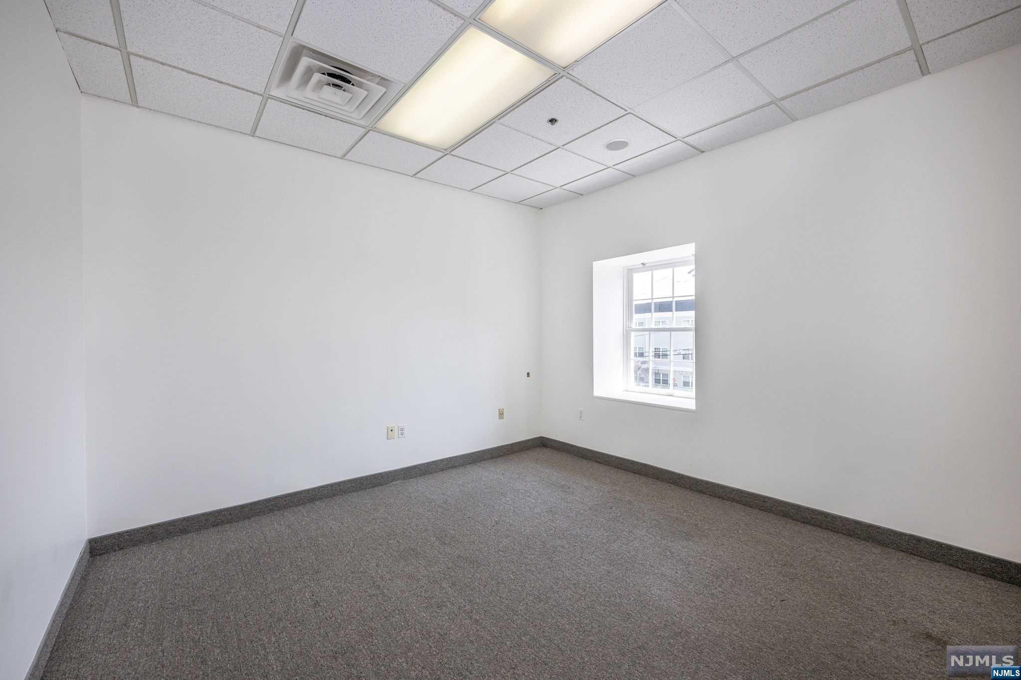 125 Washington Avenue Unit: 4