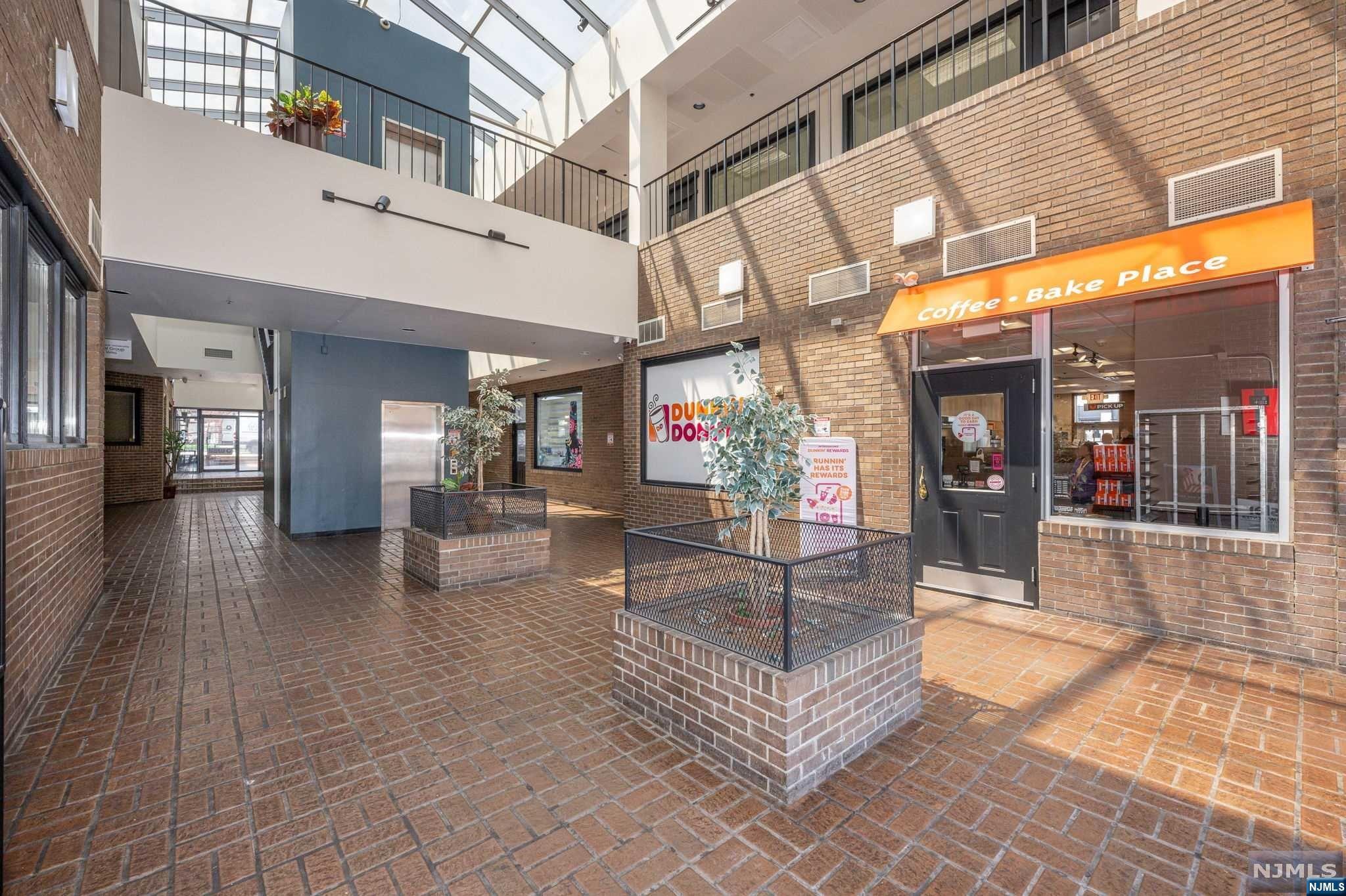 125 Washington Avenue Unit: 4