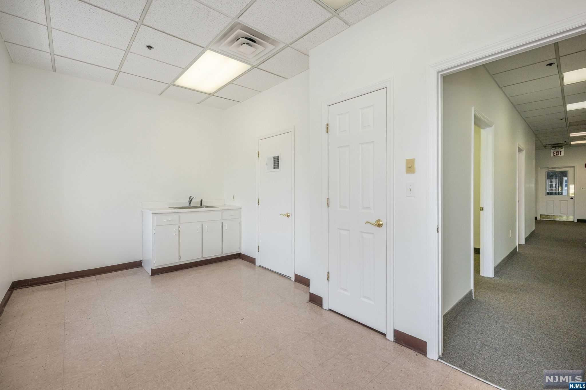 125 Washington Avenue Unit: 4