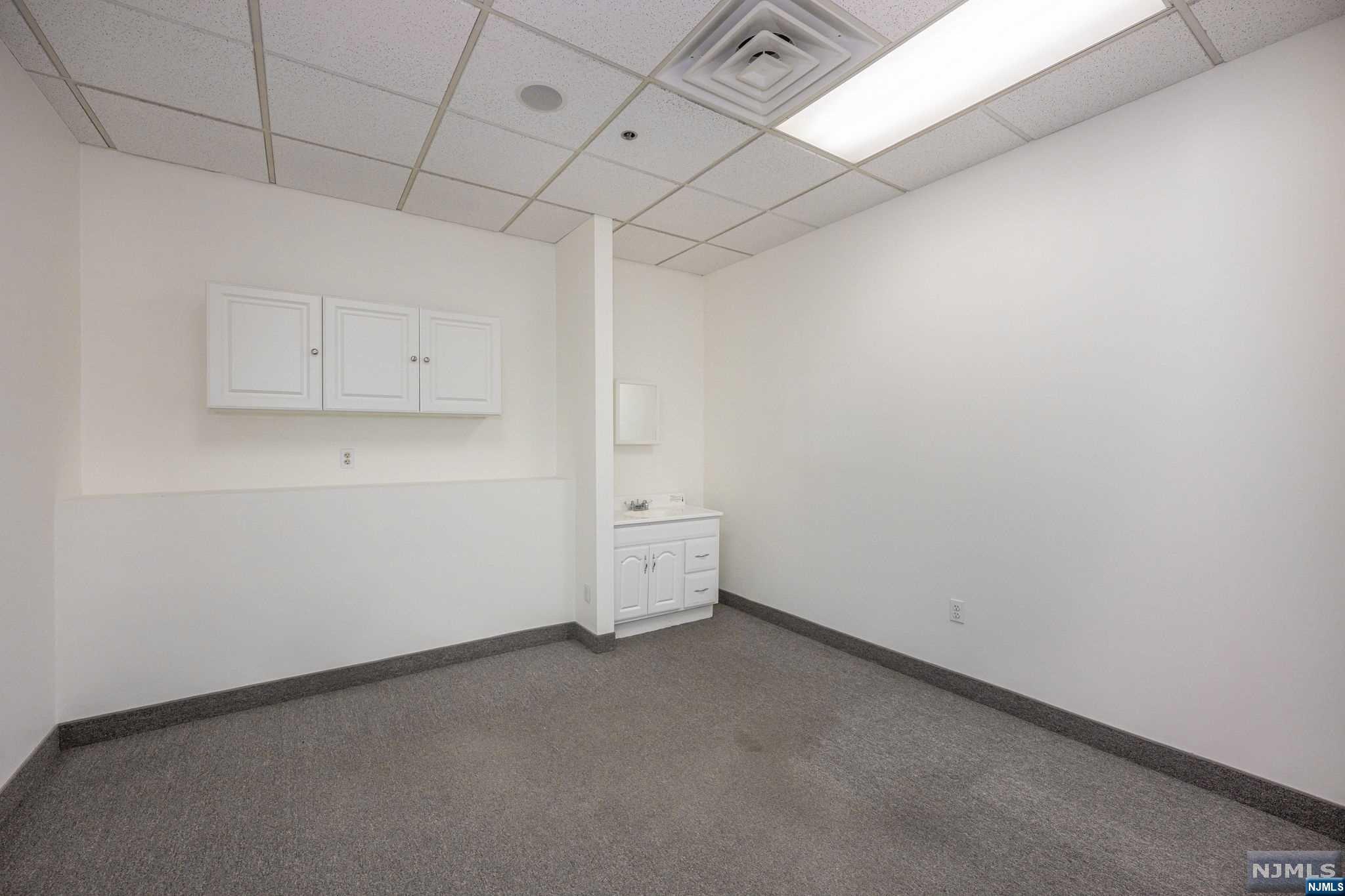 125 Washington Avenue Unit: 4