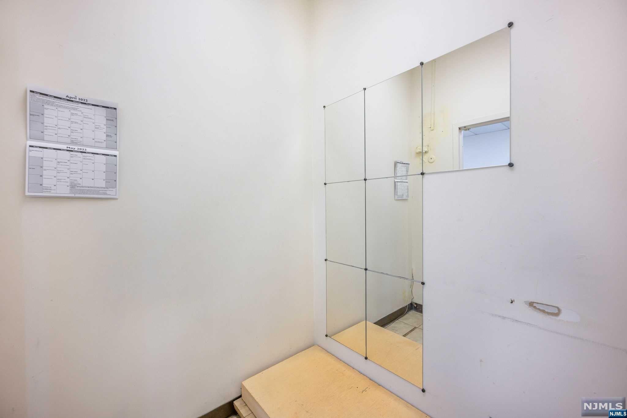 125 Washington Avenue Unit: 4
