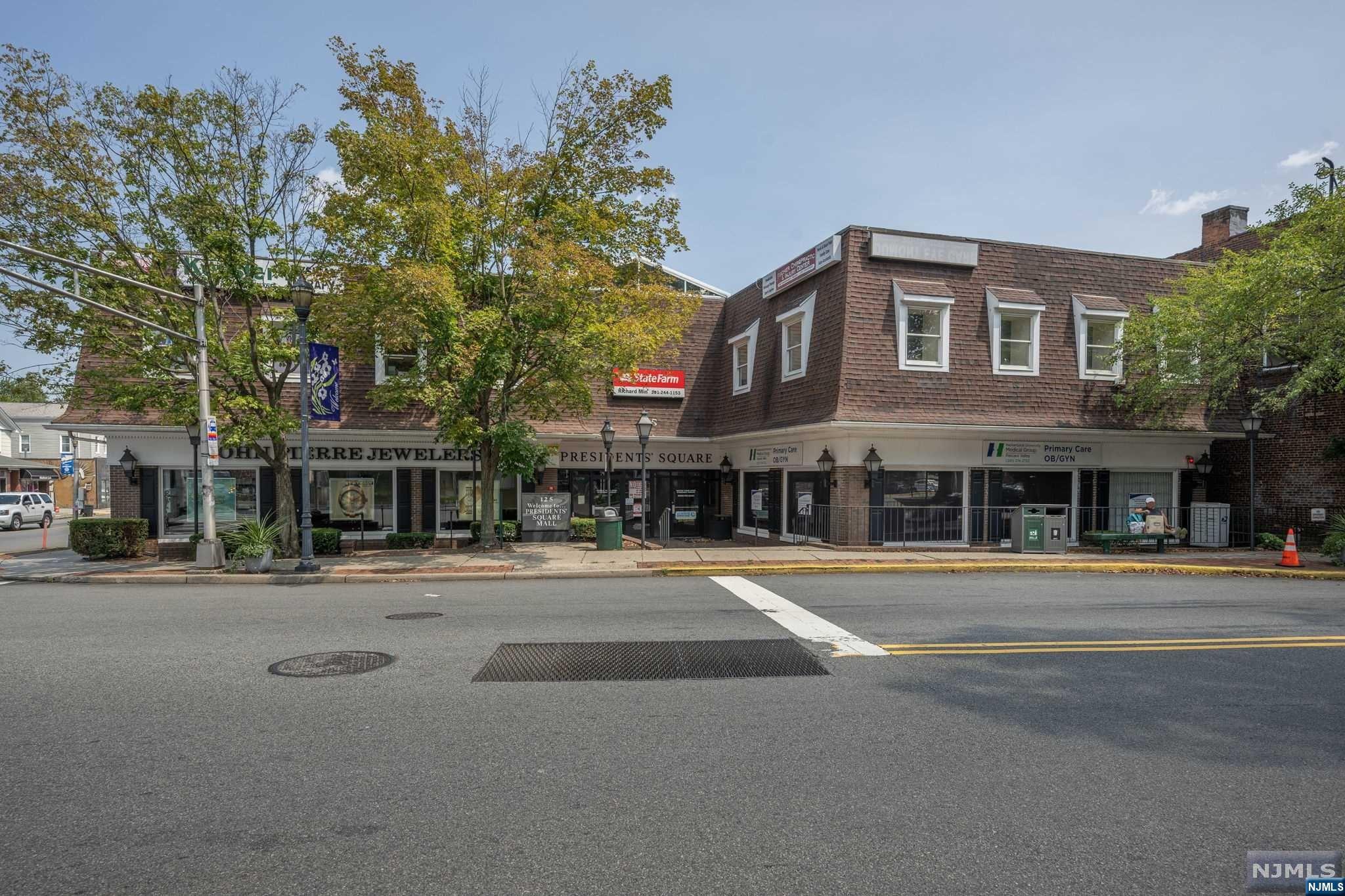 125 Washington Avenue Unit: 4