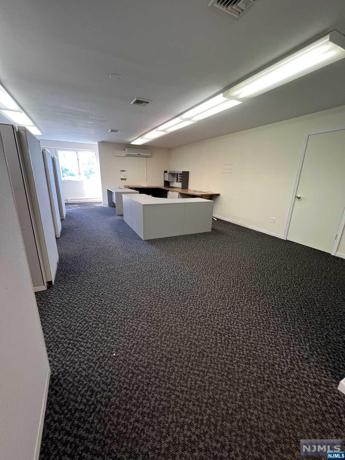 40 Tillman Street Unit: 2nd FLOOR