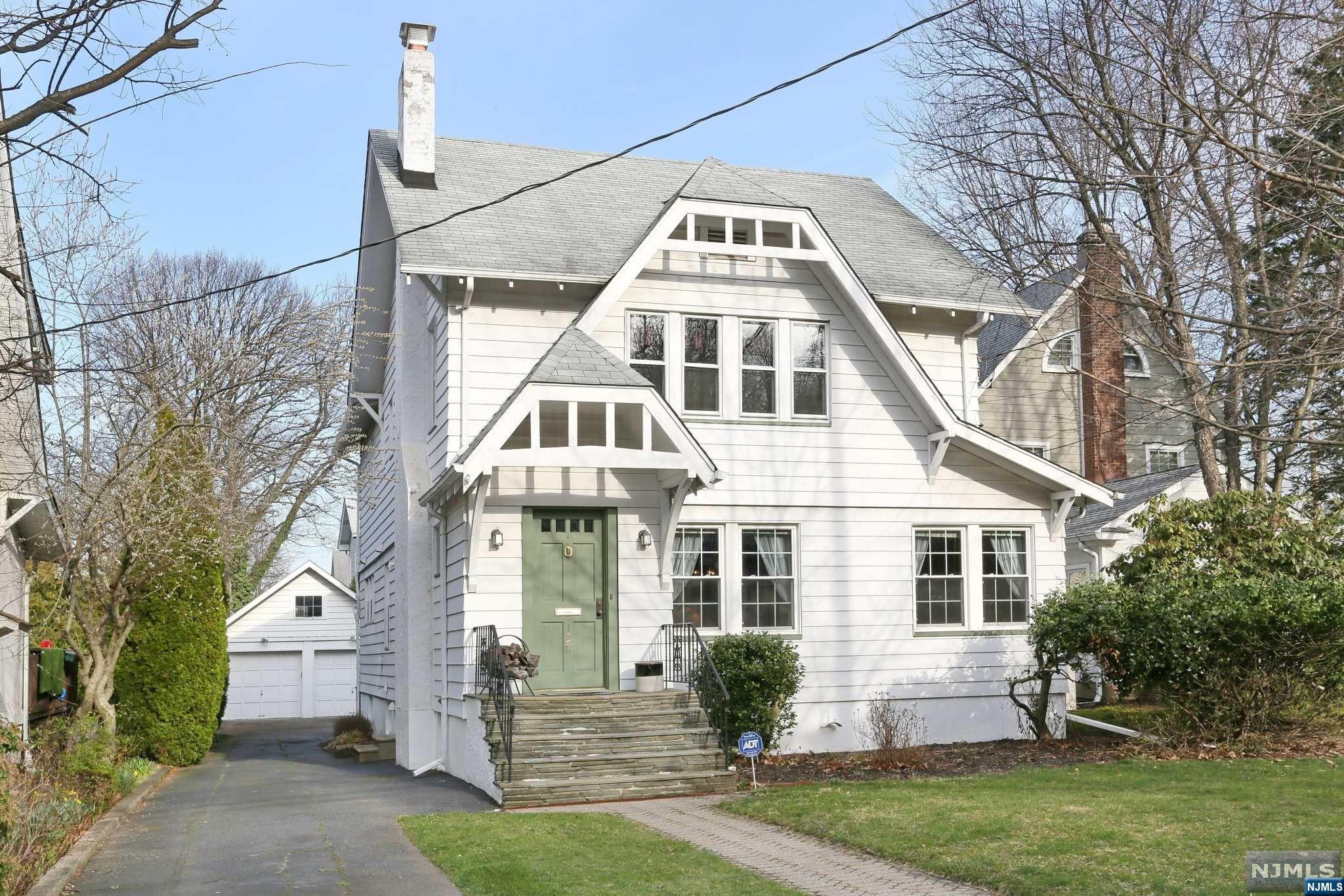 128 Glenwood Avenue