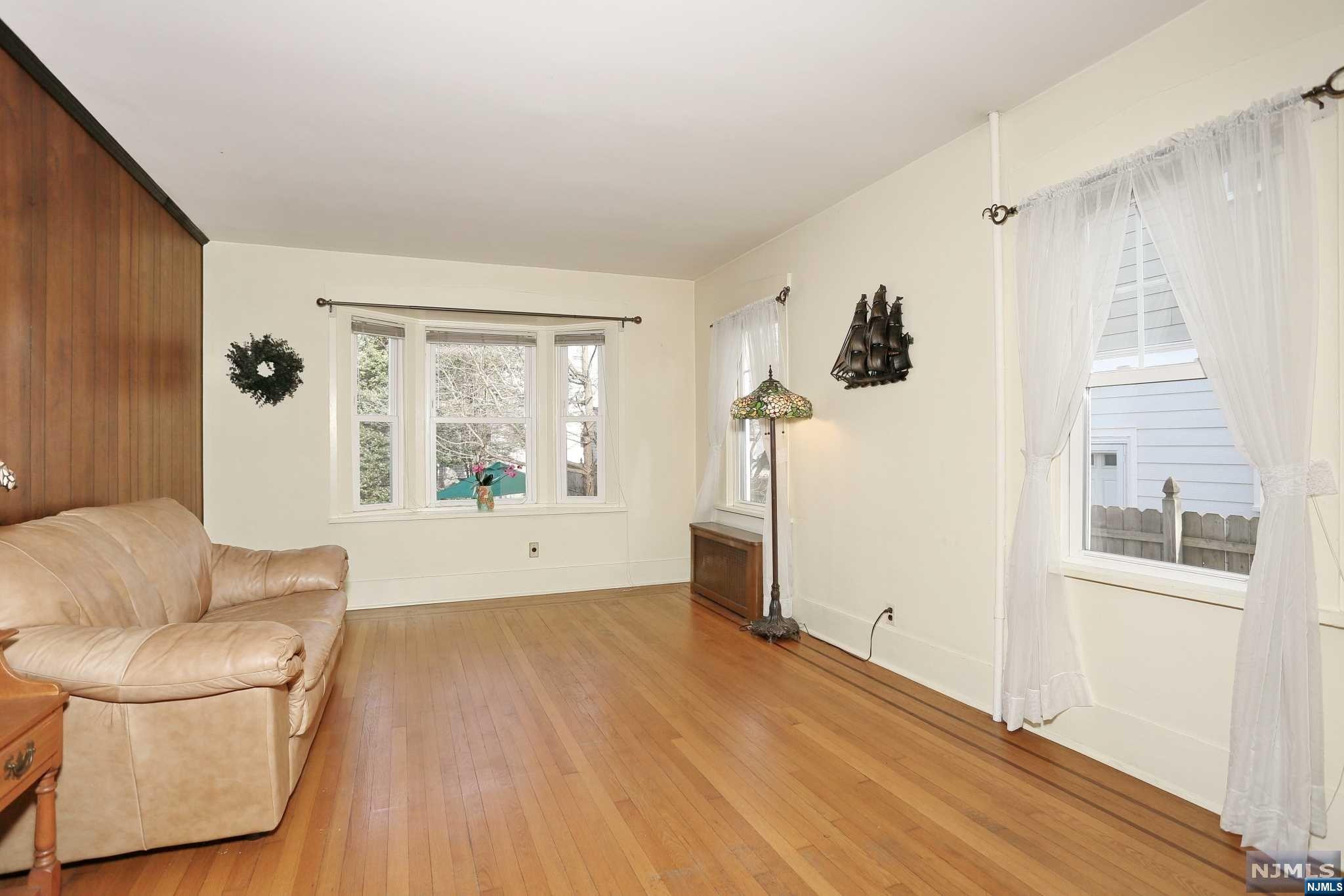 128 Glenwood Avenue