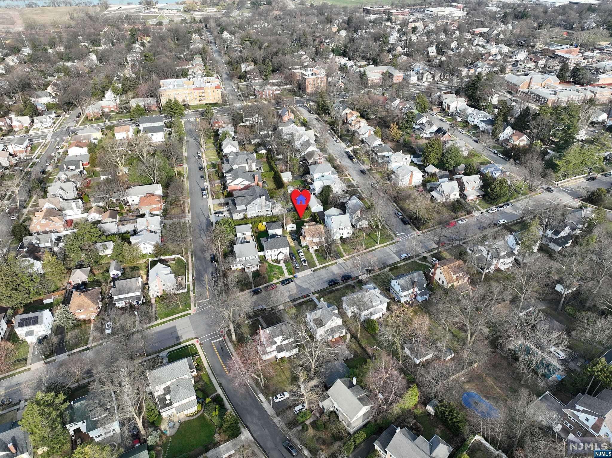 128 Glenwood Avenue