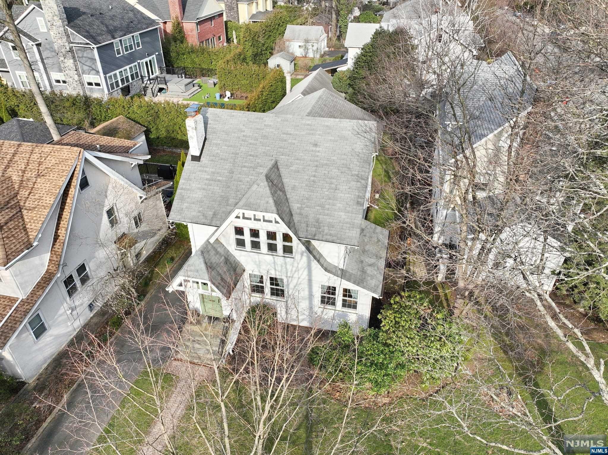128 Glenwood Avenue