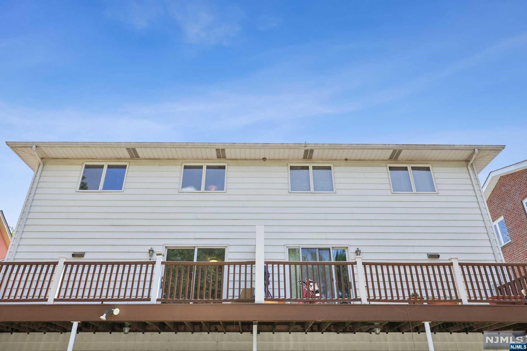321 Highland Avenue