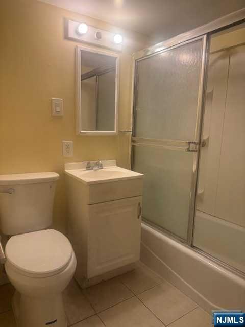 900 River Road 1C