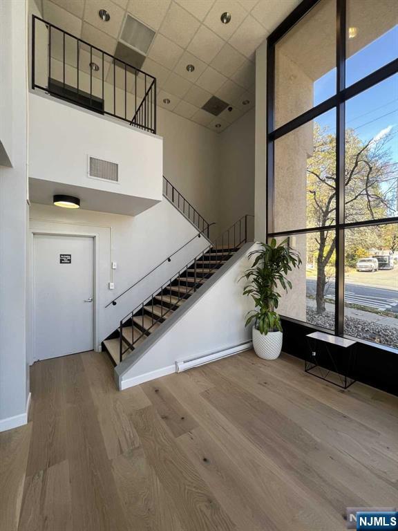 24 W Plaza 2 Rear