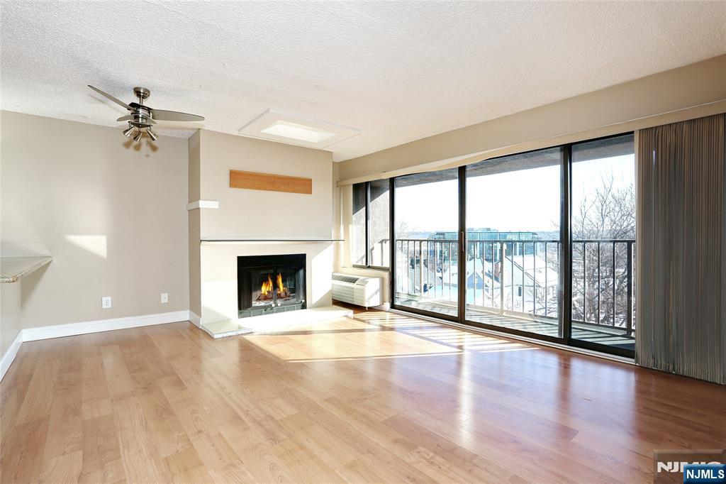 55 Clinton Place 67