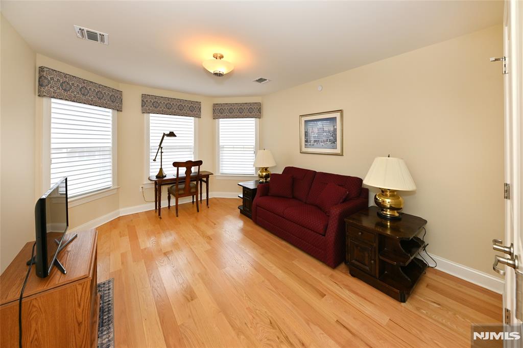 22 Arden Place