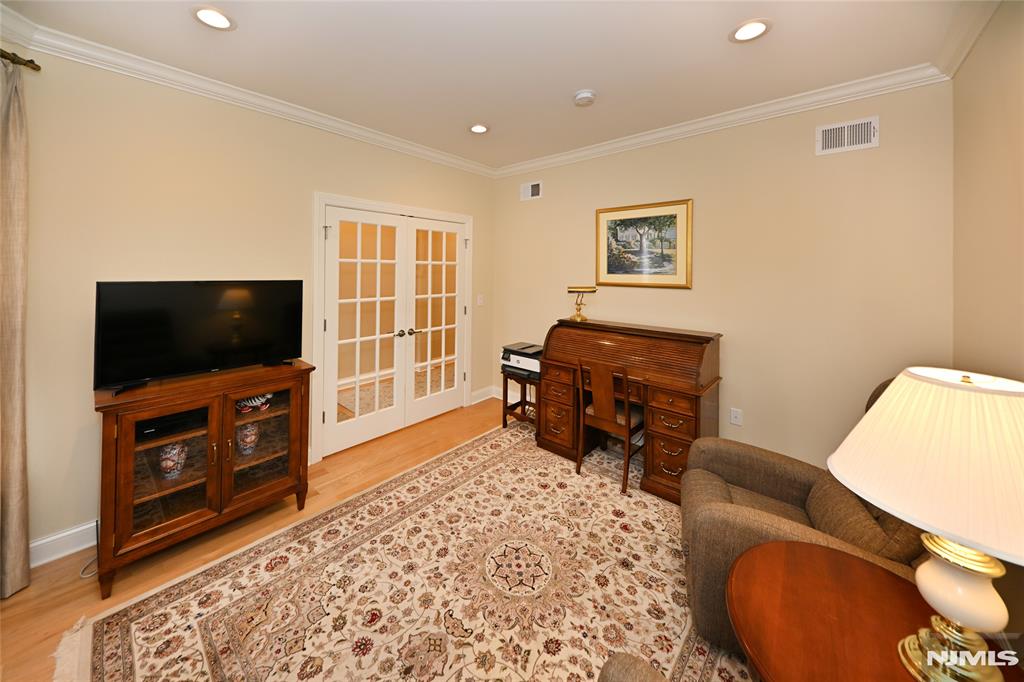 22 Arden Place