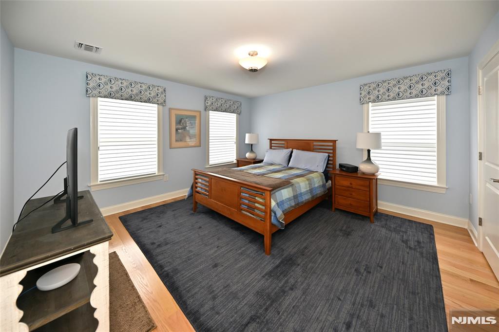 22 Arden Place