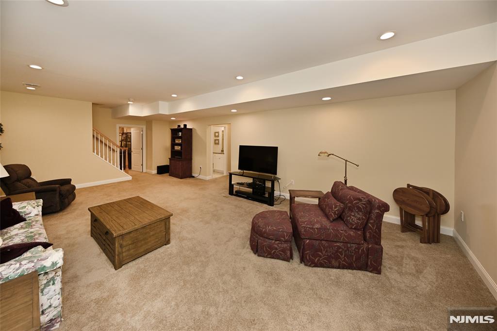 22 Arden Place