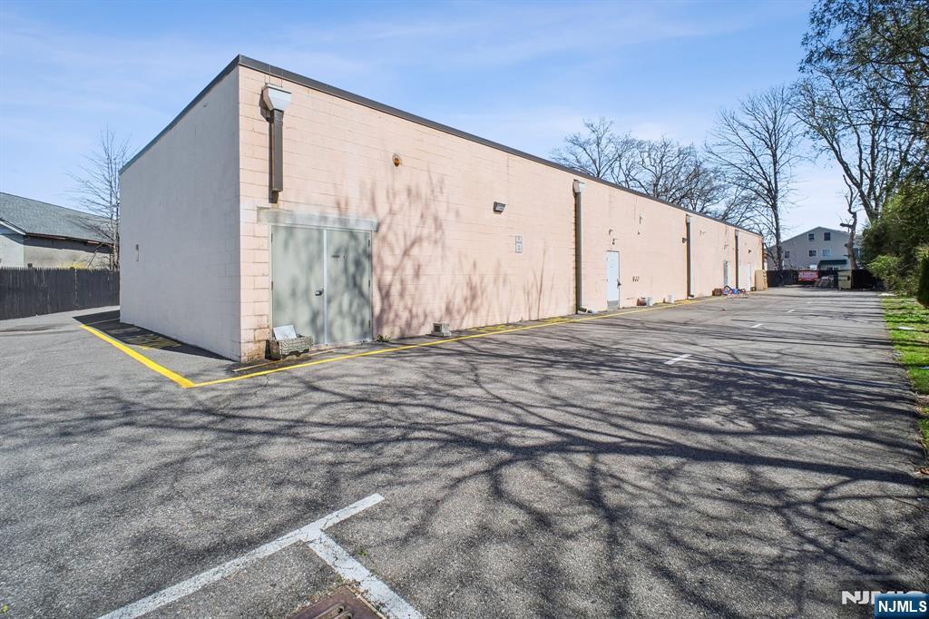 213 Washington Avenue A