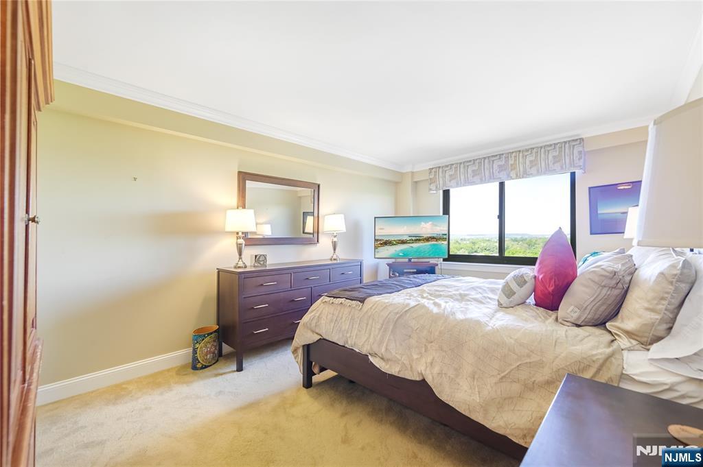 307 Prospect Avenue 11G