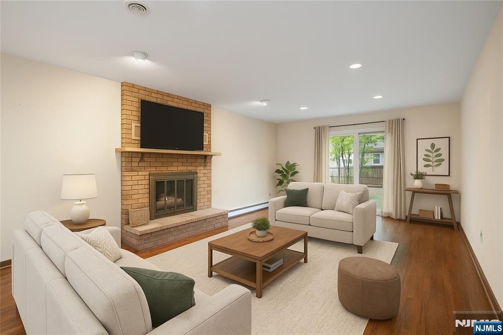 206 Goodell Court