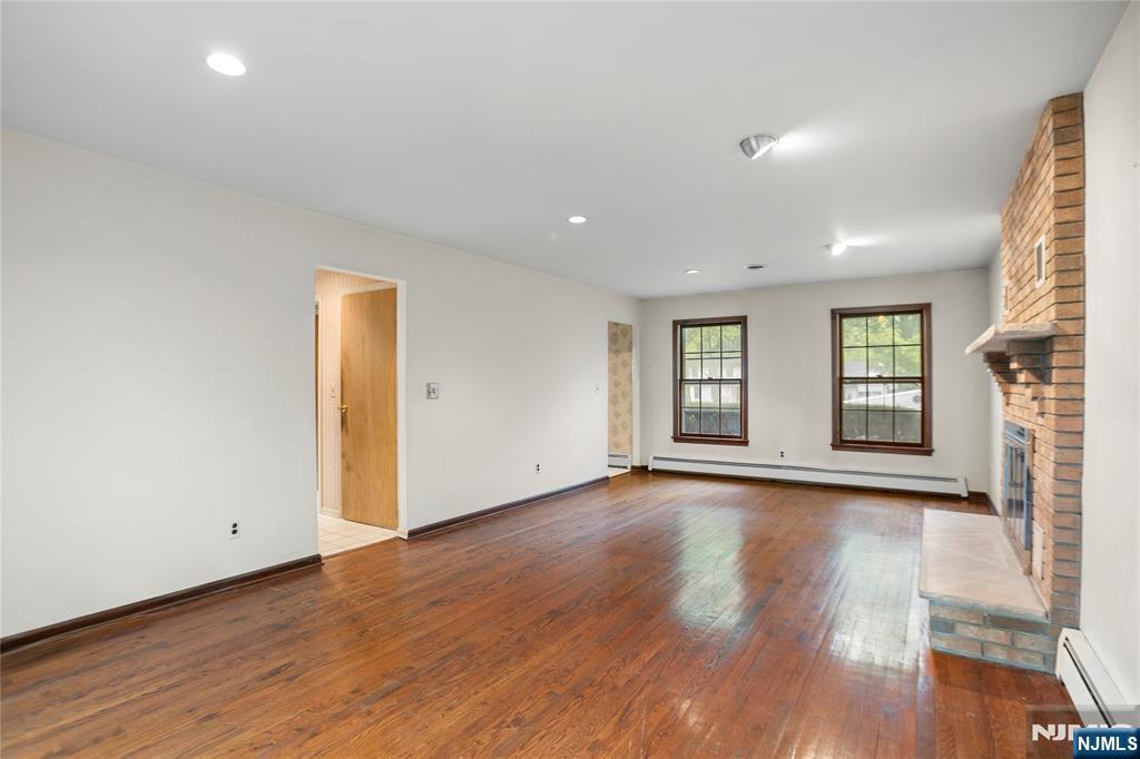 206 Goodell Court